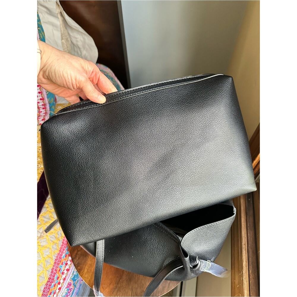 NWT Malibu Skye Mia 2-in-1 Tote Bag Black Vegan Leather - Picture 6 of 12